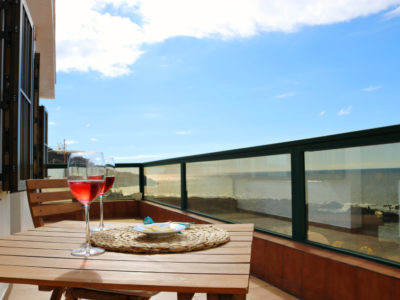 Дом на берегу океана в Jover