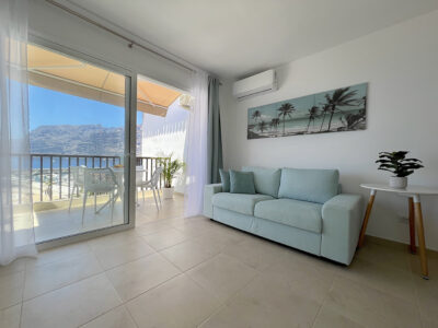 Apartment with ocean views in Los Gigantes