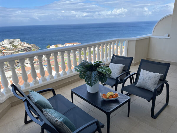 Апартаменти з видом на океан в Los Gigantes