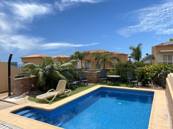 Вилла с 5 спальнями в Puerto de Santiago