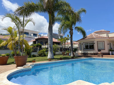 Elegante villa con vistas al mar en Los Realejos