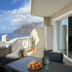 Апартаменти з видом на океан в Los Gigantes